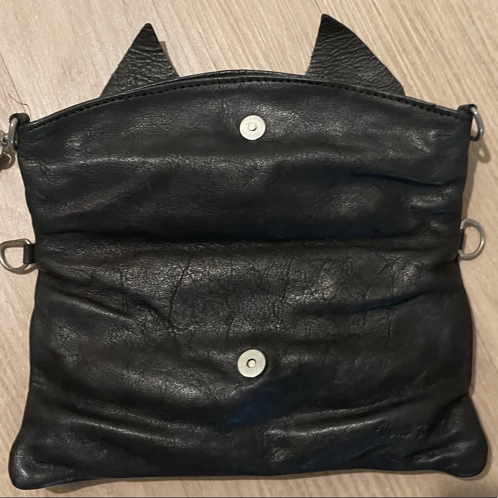 Italian leather wristlets clutch bag 🖤 - Picture 3 of 3